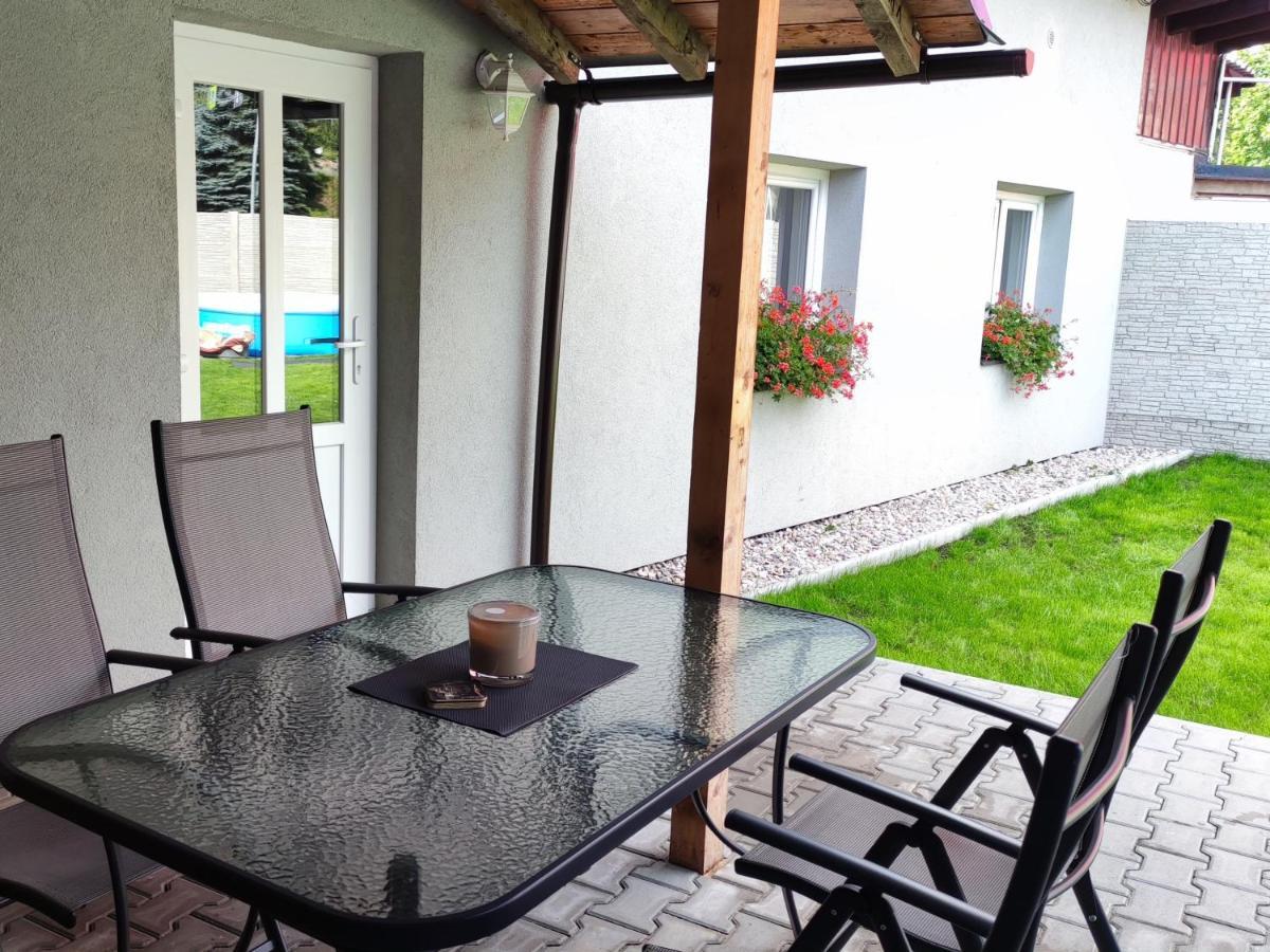 Apartman Oto 1 Apartman Oto 2 Upska 490, Svoboda Nad Upou Apartman Kültér fotó